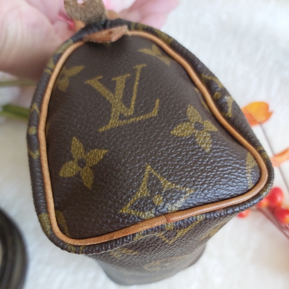 ‼️SOLD‼️ Louis Vuitton Mini Speedy with strap - Picture 8 of 16